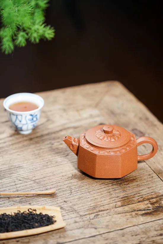 Zisha Teapots: Eight-Sided Dragon Veneration Set | 2100 CNY 5