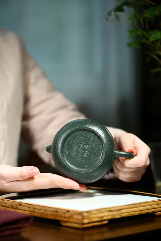 Zisha Teapots: Clear Wind Abounds | jade-green clay 4