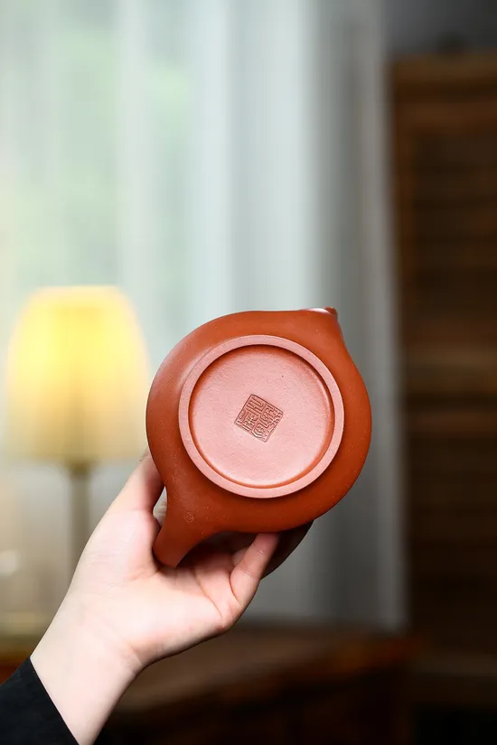 Zisha Teapots: Qu Teapot | home-stored red zhuini clay 1