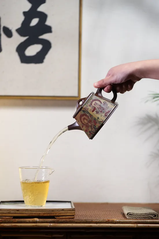 Zisha Teapots: 9 | 000 CNY | Guo Chaogang 6