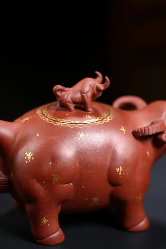 Zisha Teapots: Yang Hongwei | Bull Spirit Soaring 2
