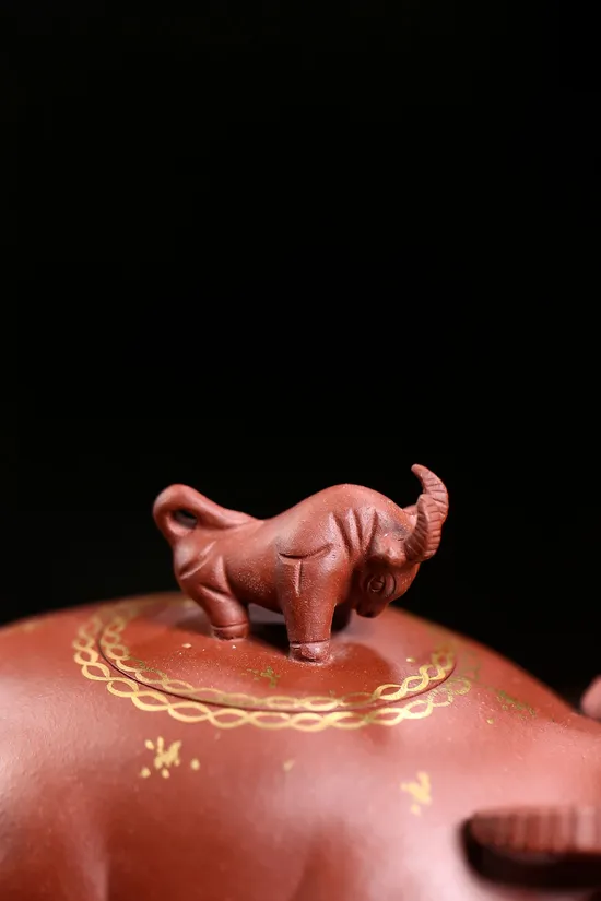 Zisha Teapots: Yang Hongwei | Bull Spirit Soaring 7
