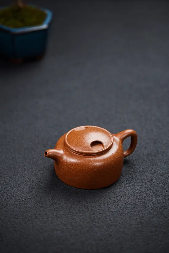 Zisha Teapots: original mine-aged dregs clay | niugai design 1