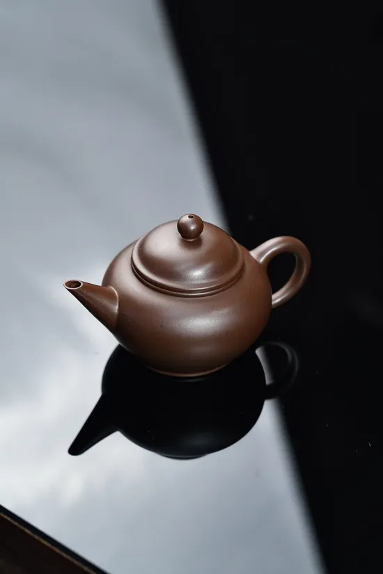 Zisha Teapots: 900 CNY | 120cc 1