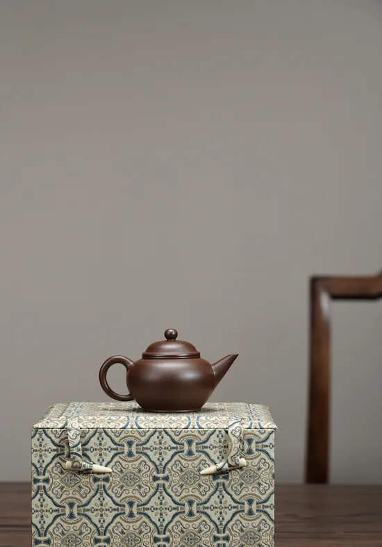 Zisha Teapots: 900 CNY | 120cc 3