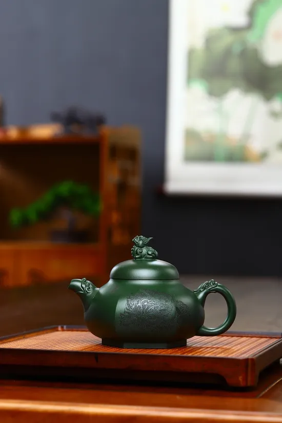 Zisha Teapots: Hexagonal Vase Lion | Green Clay 00cc 7