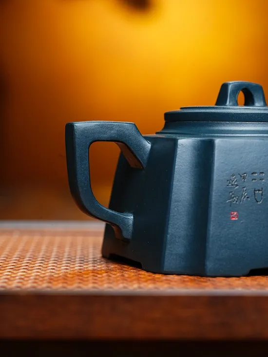 Zisha Teapots: Fan Jianxin | Square Corner 1