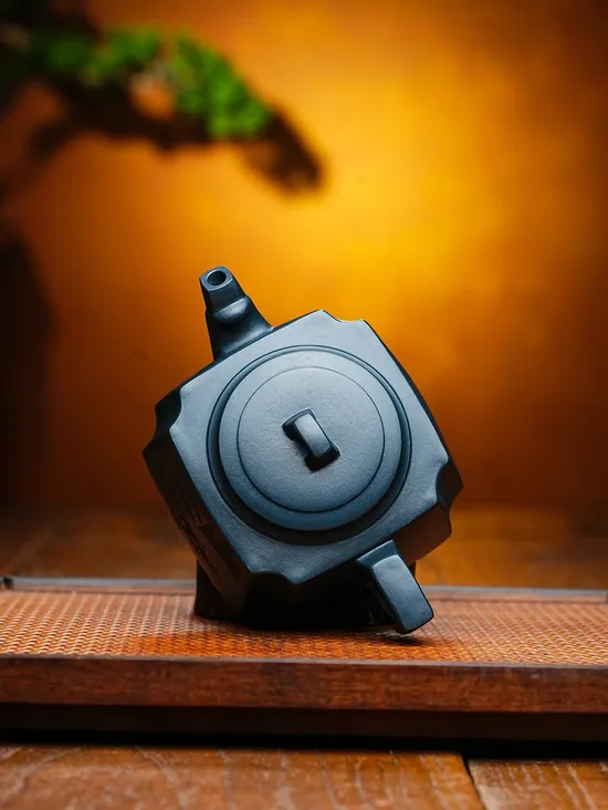 Zisha Teapots: Fan Jianxin | Square Corner 8