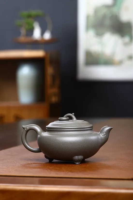 Zisha Teapots: Three-Legged Treasure Stove | old Qing gray clay 8