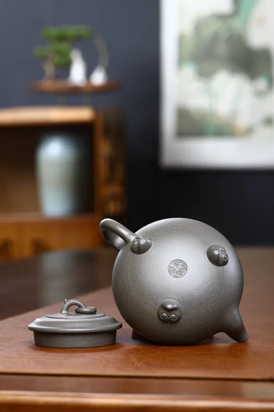 Zisha Teapots: Three-Legged Treasure Stove | old Qing gray clay 9