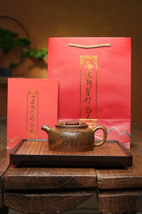 Zisha Teapots: Ox Lid | premium golden sand 9