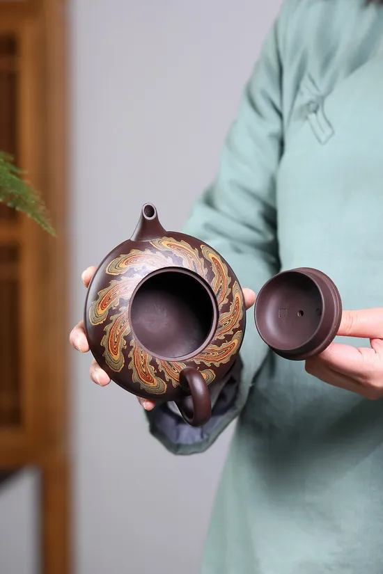 Zisha Teapots: Phoenix Soaring to the Heavens | 3000 CNY 4