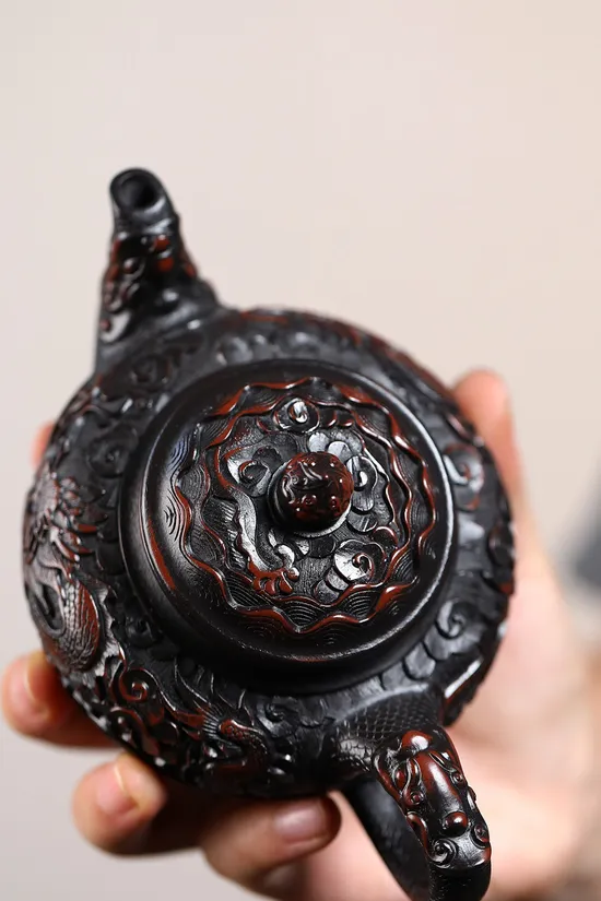 Zisha Teapots: 2400 CNY | Jiang Yaping 1