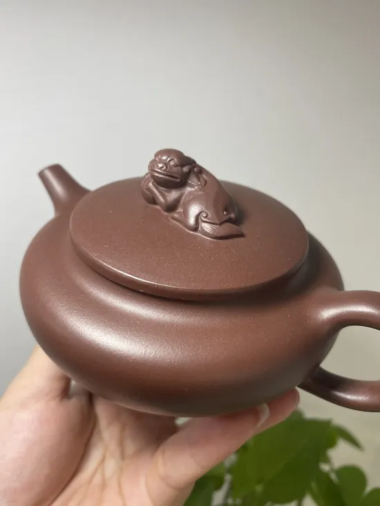 Zisha Teapots: Auspicious Treasures | 3000 CNY 7