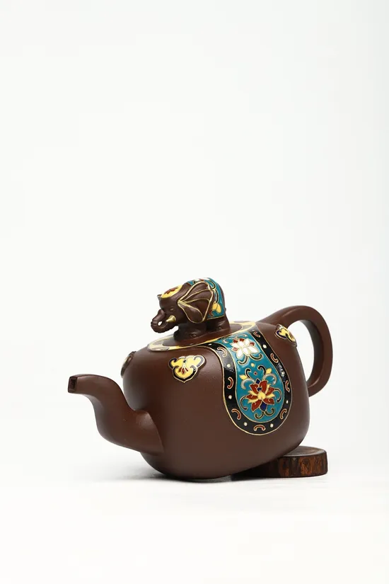 Zisha Teapots: Zhou Xinyuan | home-stored zini clay 9
