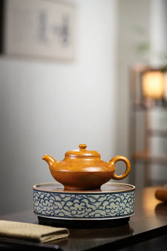 Zisha Teapots: He Huan Set | 1800 CNY 4