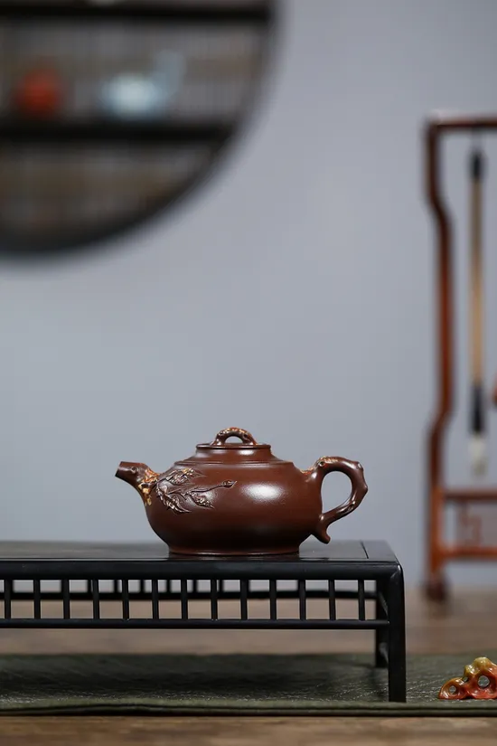 Zisha Teapots: aged purple clay | 1440 CNY 7