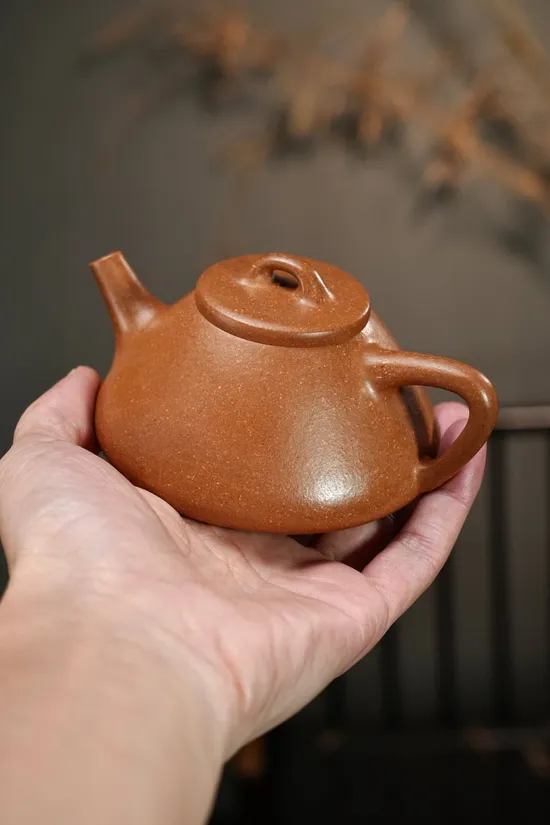 Zisha Teapots: Duan clay | 200cc capacity | Ziyeshipiao-style 2