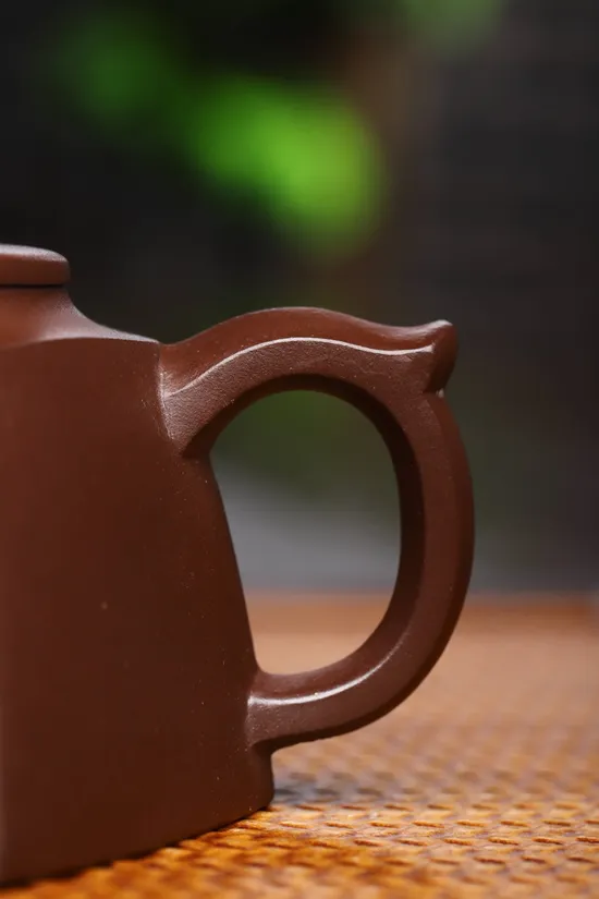 Zisha Teapots: stone red clay | 2100 CNY 4