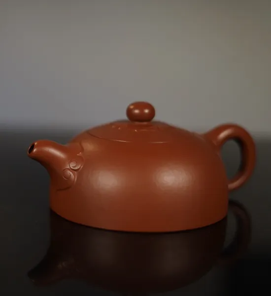 Zisha Teapots: Ruyi Half-Moon | Zhu Ni 6
