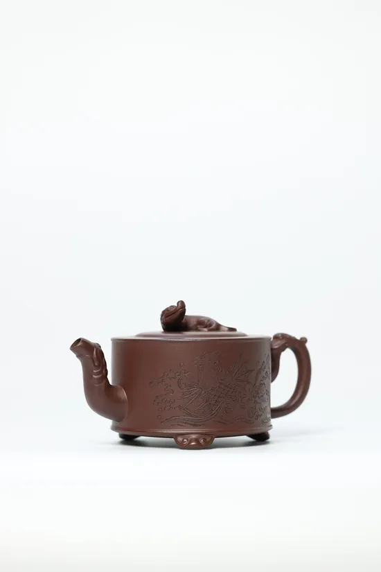 Zisha Teapots: Three-Legged Chi Dragon | 4500 CNY 2