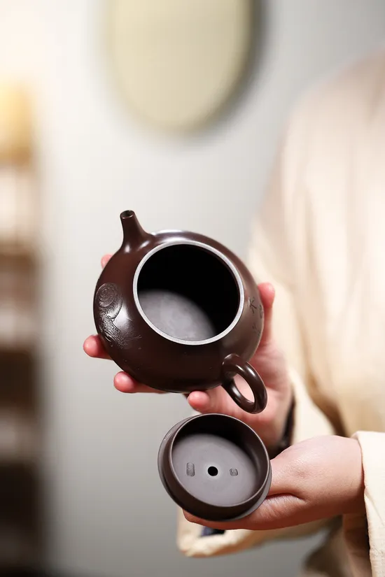 Zisha Teapots: 900 CNY | Yin Tingdi 8