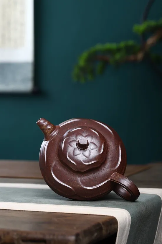 Zisha Teapots: Fan Xijun | Wind-Blown Hollyhock 9