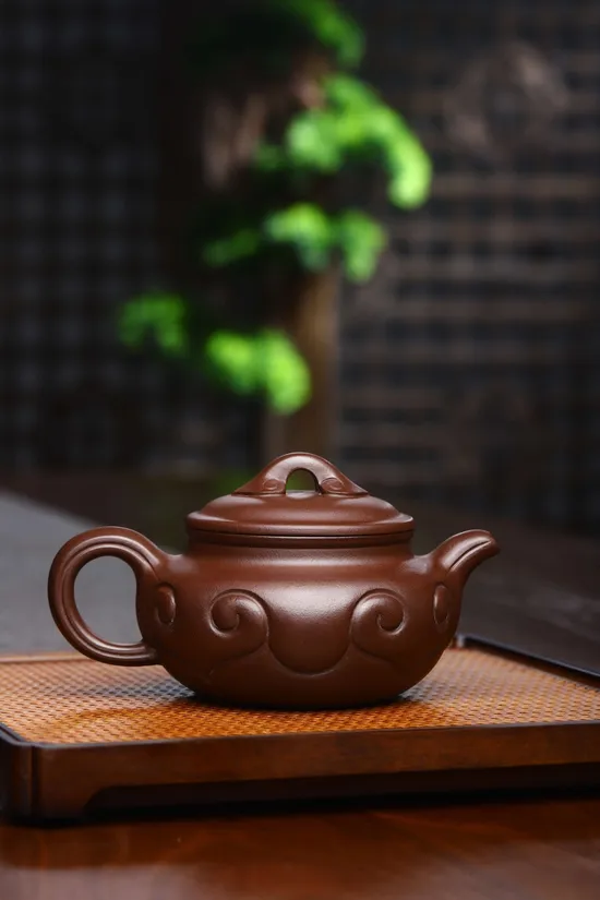 Zisha Teapots: stone red clay | Master Wang 5