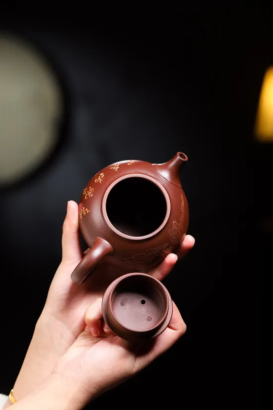 Zisha Teapots: premium purple clay | Wang Chunhong 4