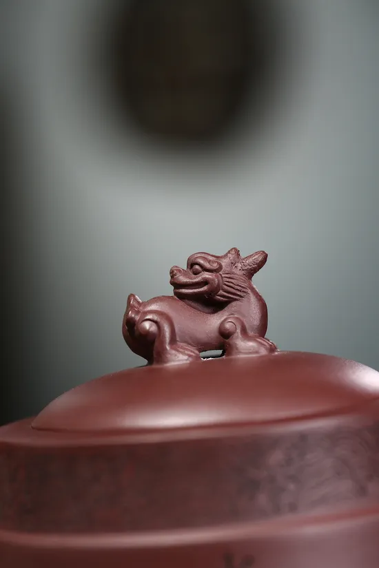 Zisha Teapots: Yang Junbao | Dicaoqing clay | 2400 CNY 3
