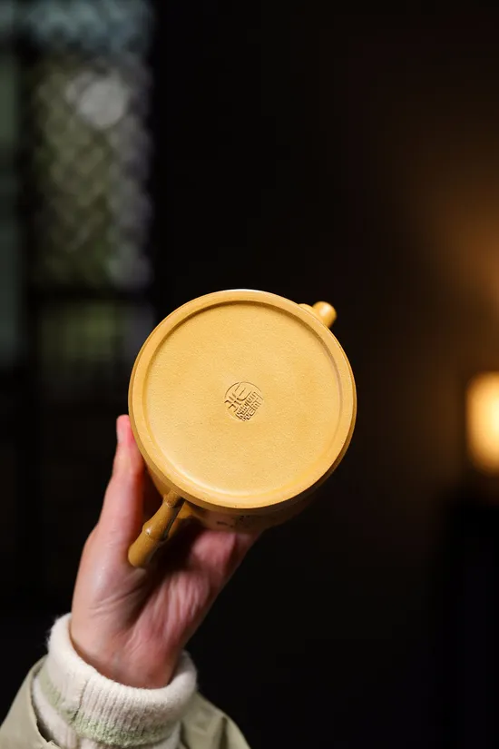 Zisha Teapots: Zhu Weiping | Huangjinduan clay 9