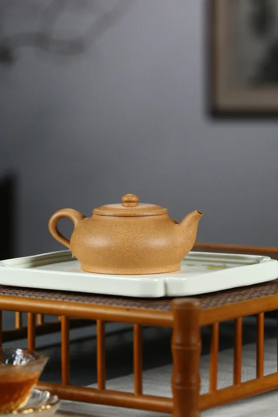 Zisha Teapots: Flat Lantern | 1440 CNY 4