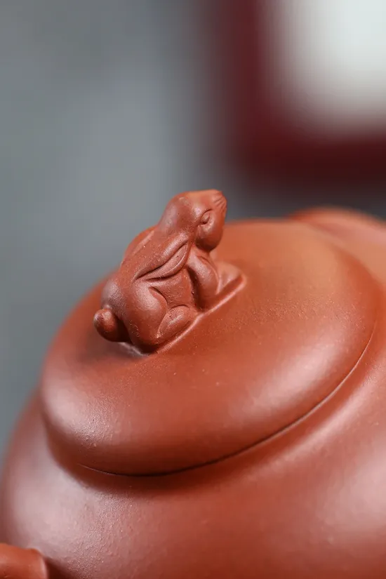Zisha Teapots: Jiang Yaping | Jade Rabbit Auspiciousness | Di Cao Qing clay 6