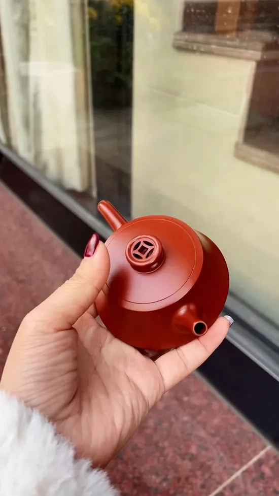 Zisha Teapots: Chicken Blood Da Hong Pao | Wang Xiaoping 3