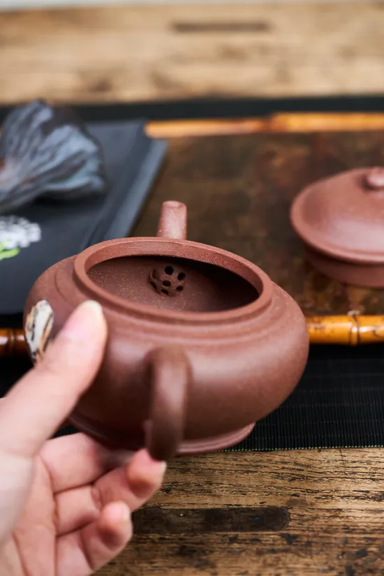 Zisha Teapots: Flat Lantern | 2700 CNY 6