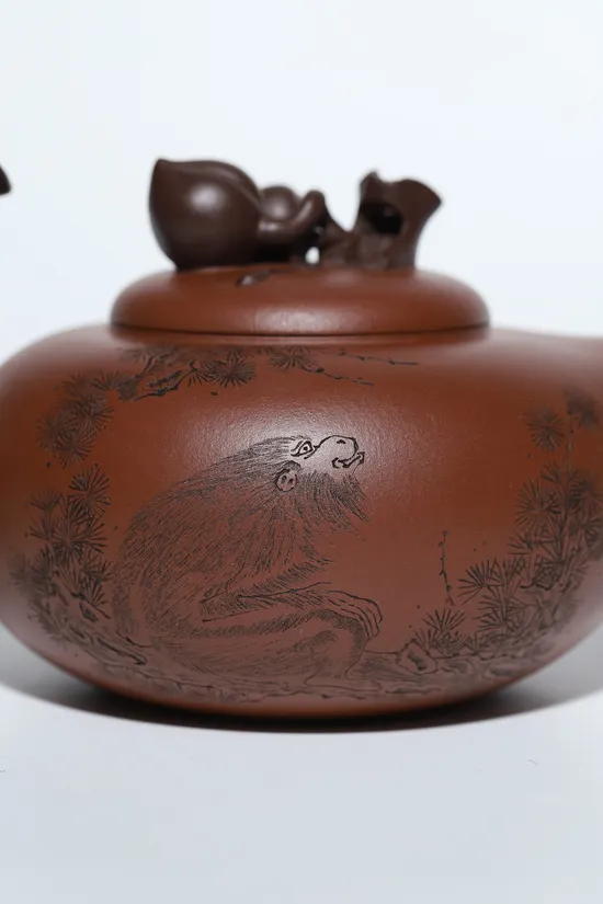 Zisha Teapots: Longevity Peach | 6000 CNY 5