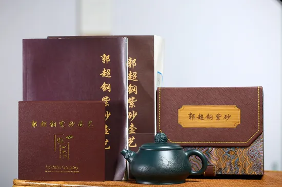 Zisha Teapots: Huanglong Mountain old green clay | Prosperity and Fortune 1