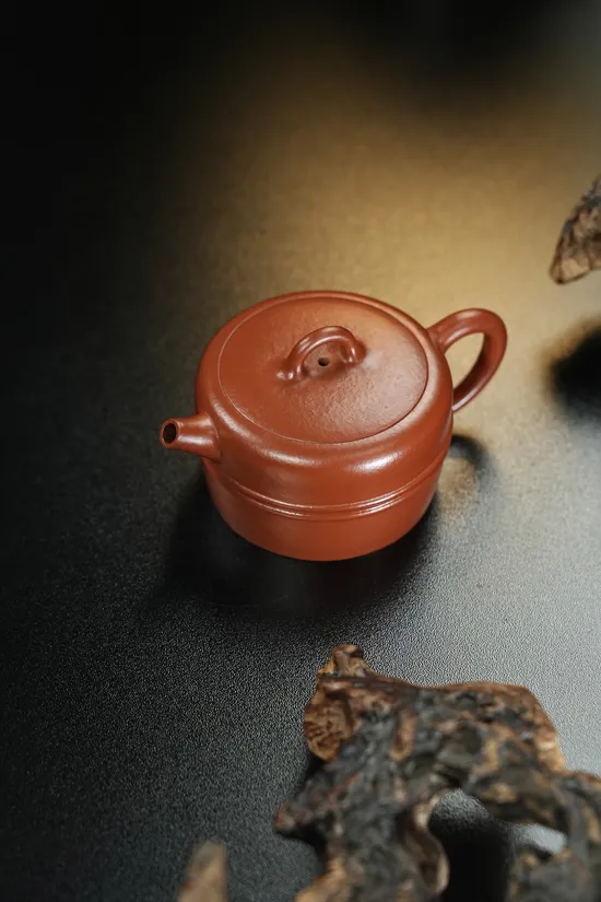 Zisha Teapots: CNY 1 | 050 | 130cc capacity | Yaoxian Julun design 3