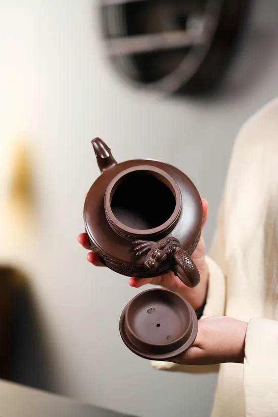 Zisha Teapots: Tri-footed Dragon and Phoenix Auspiciousness | Jingzhou purple clay 8