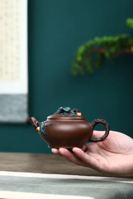 Zisha Teapots: Peaches and Plums Under Heaven | 4200 CNY 2