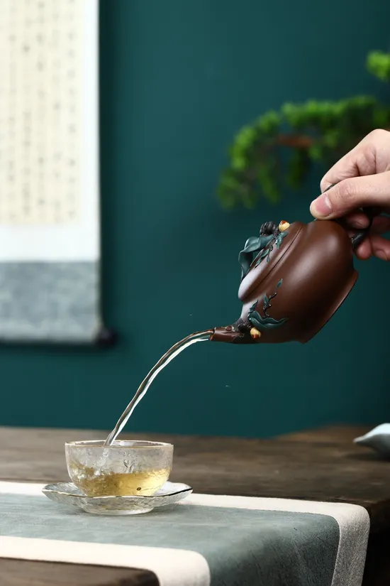 Zisha Teapots: Peaches and Plums Under Heaven | 4200 CNY 5