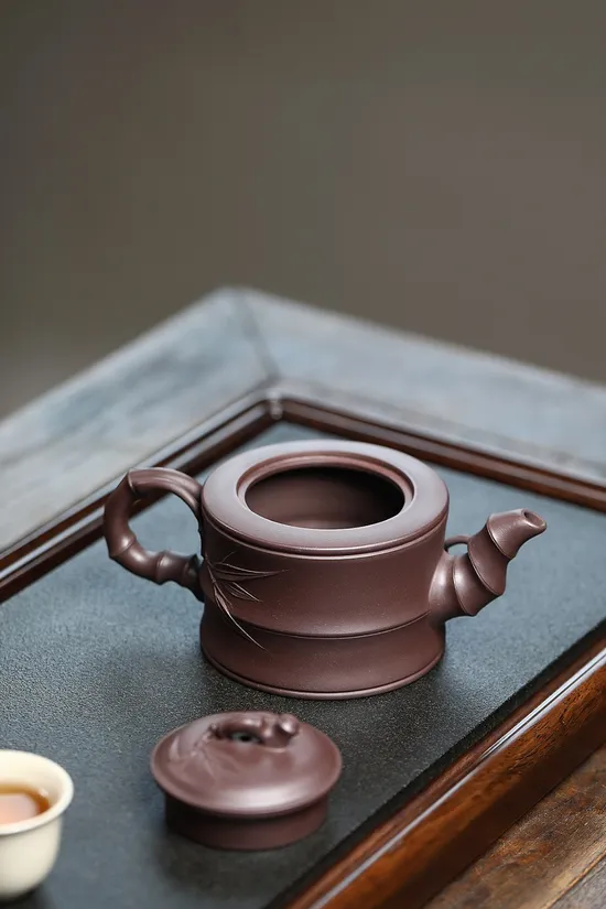 Zisha Teapots: Bamboo Segment design | Bao Yuhua crafted | 380cc capacity 1