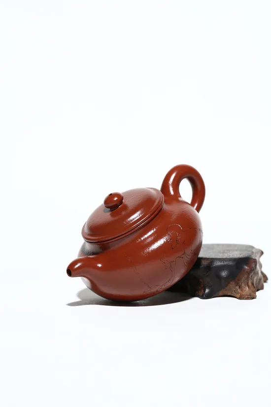 Zisha Teapots: wrinkled-skin cinnabar clay | 200cc capacity 1