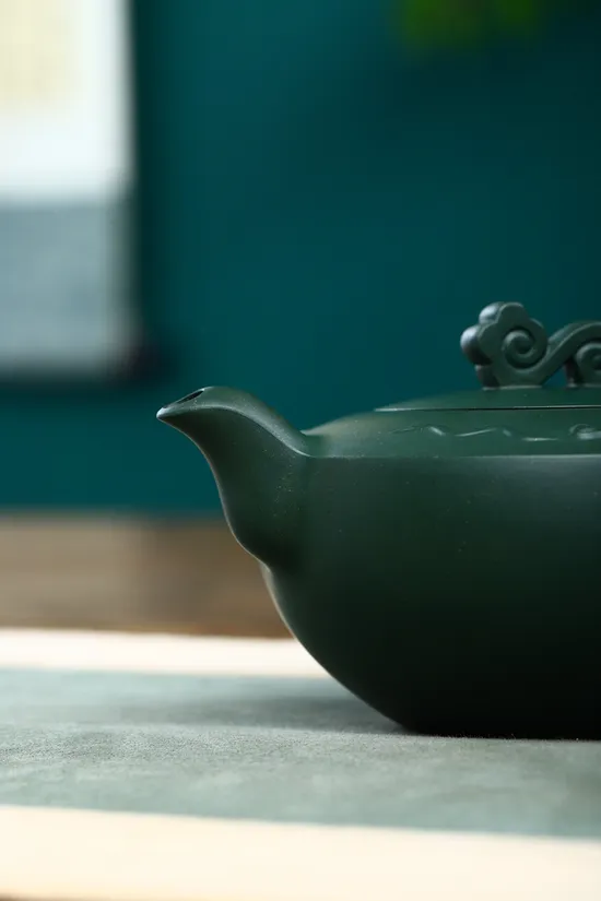Zisha Teapots: 4500 CNY | Auspicious Clouds 2