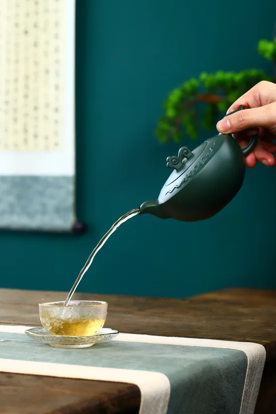 Zisha Teapots: 4500 CNY | Auspicious Clouds 5