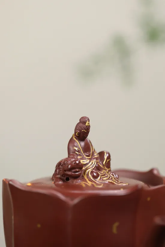 Zisha Teapots: 3300 CNY | Zen Lotus 6