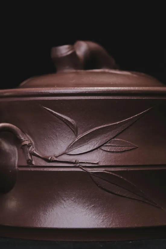 Zisha Teapots: Bamboo Segment | 3000 CNY 3