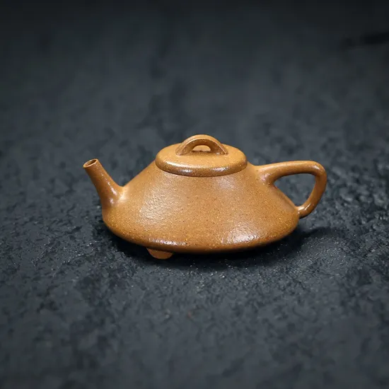 Zisha Teapots: Huangjinduan Clay | 140cc Capacity 6