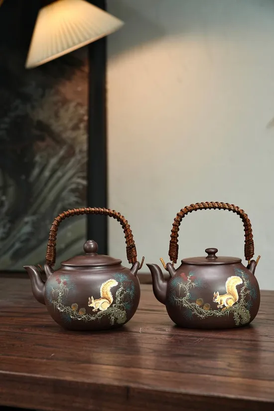Zisha Teapots: aged purple clay | 1150cc capacity 8