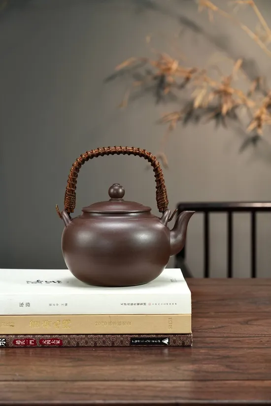 Zisha Teapots: aged purple clay | 1150cc capacity 9